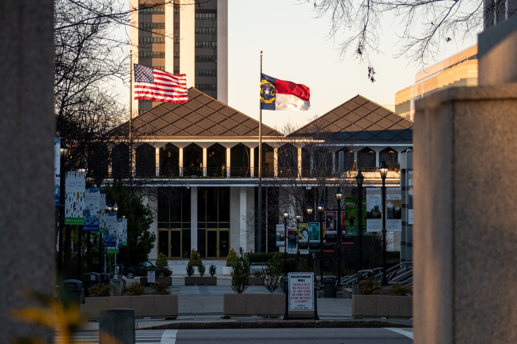 Baptist leaders call on NC lawmakers to override impending veto of 12